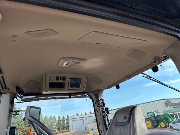 2023 John Deere 8RX 410 Tractor Rubber Track