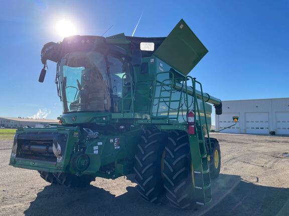 2021 John Deere S780 Combine