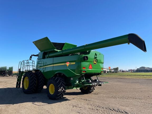 2021 John Deere S780 Combine