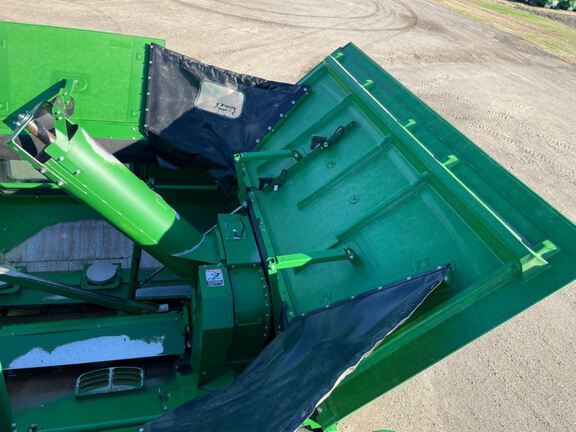 2021 John Deere S780 Combine