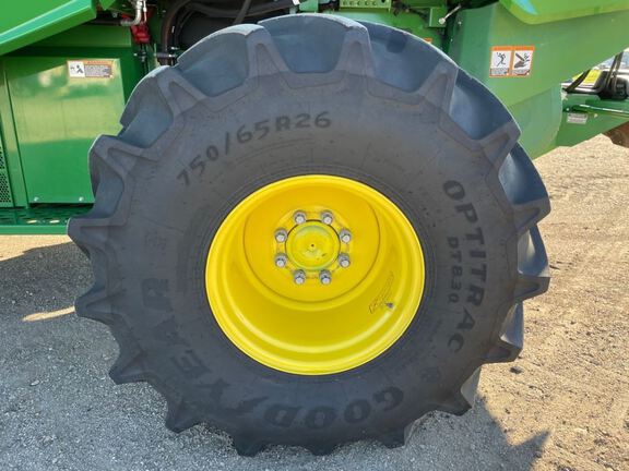 2021 John Deere S780 Combine