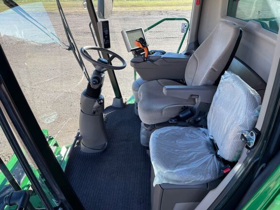 2021 John Deere S780 Combine