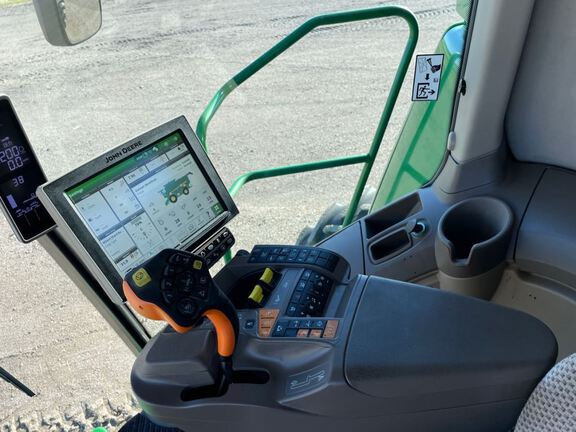 2021 John Deere S780 Combine