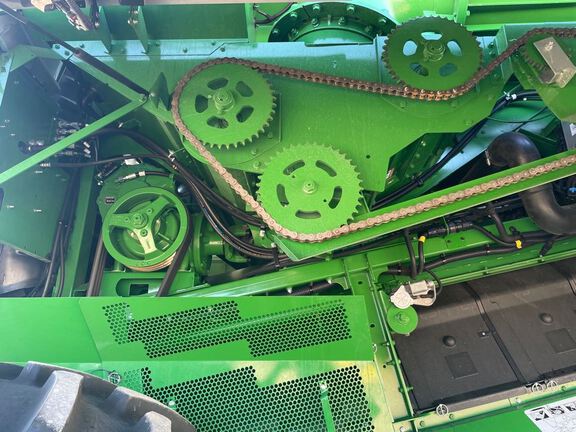 2024 John Deere S780 Combine