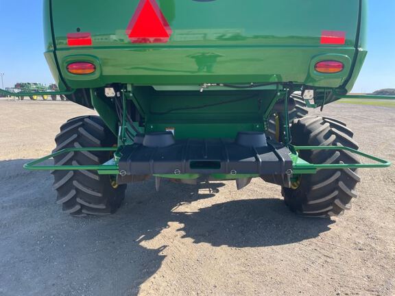 2024 John Deere S780 Combine