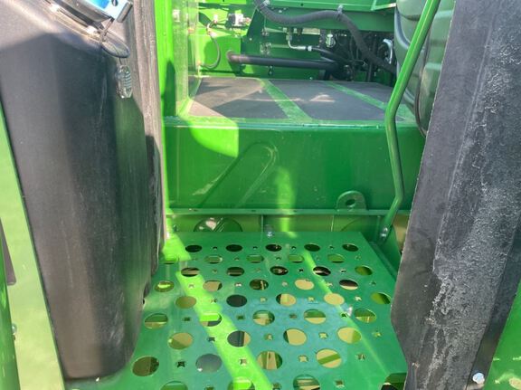 2024 John Deere S780 Combine