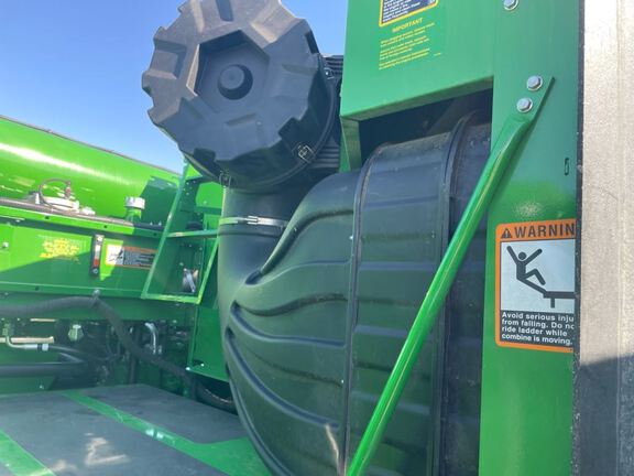 2024 John Deere S780 Combine