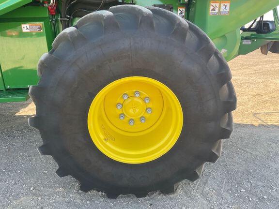 2024 John Deere S780 Combine