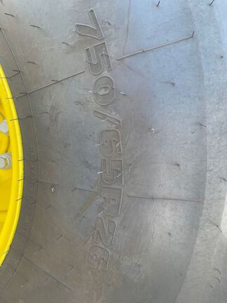 2024 John Deere S780 Combine