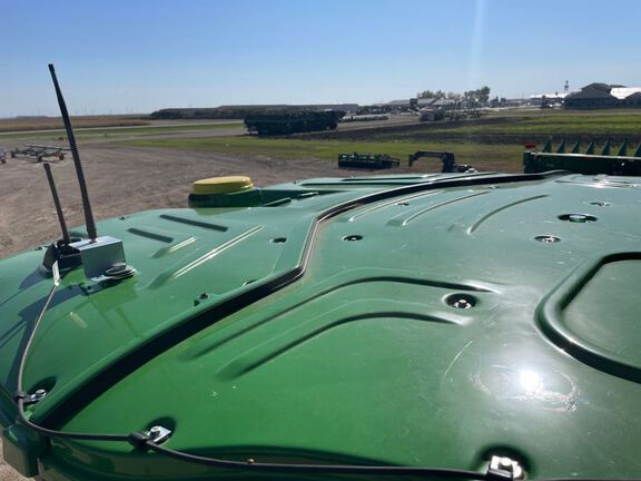 2024 John Deere S780 Combine