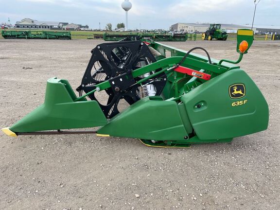 2019 John Deere 635F Header Combine
