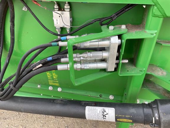 2019 John Deere 635F Header Combine