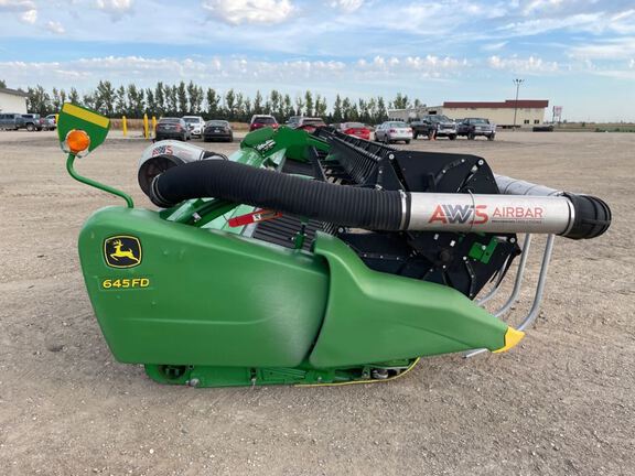 2017 John Deere 645FD Header Combine