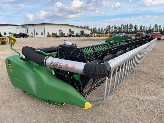 2017 John Deere 645FD Header Combine