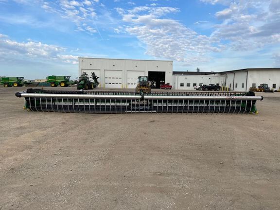 2017 John Deere 645FD Header Combine