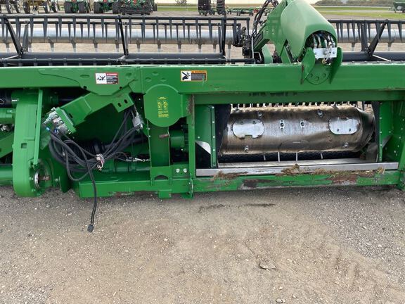 2017 John Deere 645FD Header Combine