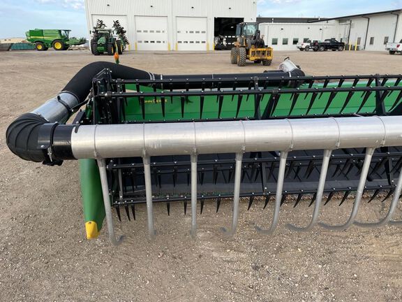 2017 John Deere 645FD Header Combine