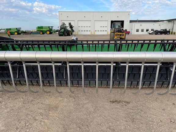 2017 John Deere 645FD Header Combine