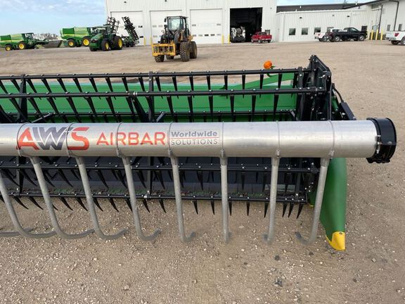 2017 John Deere 645FD Header Combine