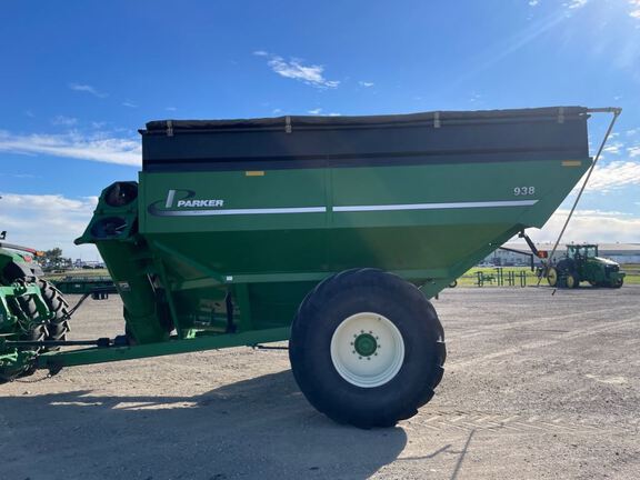 2011 Misc PARKER 938 Grain Cart
