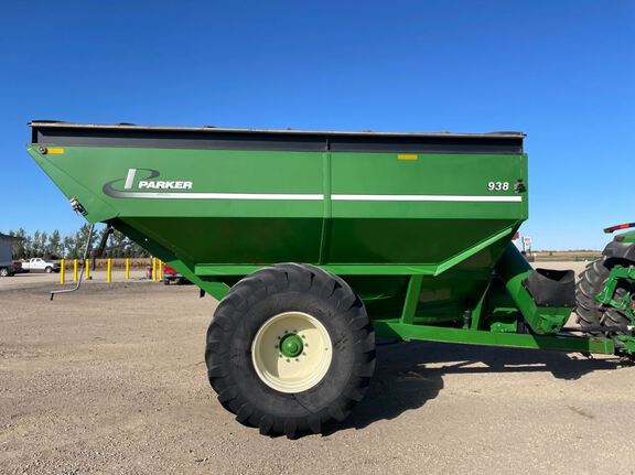 2011 Misc PARKER 938 Grain Cart