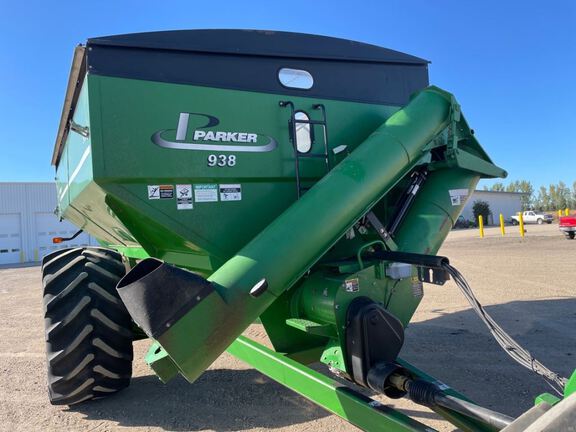 2011 Misc PARKER 938 Grain Cart