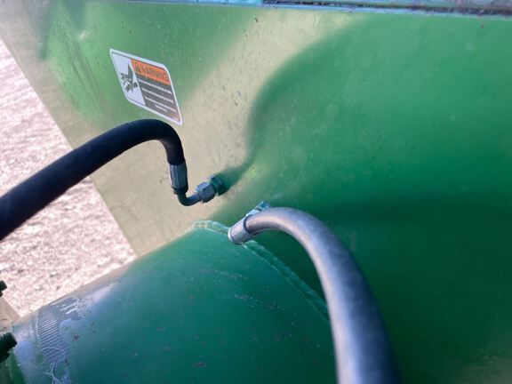 2011 Misc PARKER 938 Grain Cart