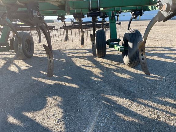 Summers SUPER CHISEL Chisel Plow