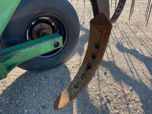 Summers SUPER CHISEL Chisel Plow