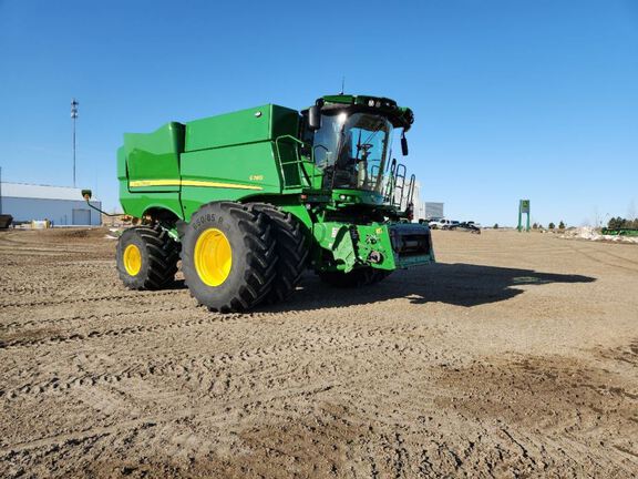 2024 John Deere S780 Combine