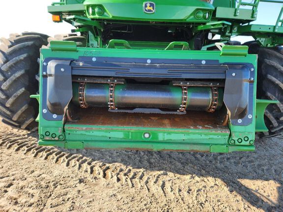 2024 John Deere S780 Combine