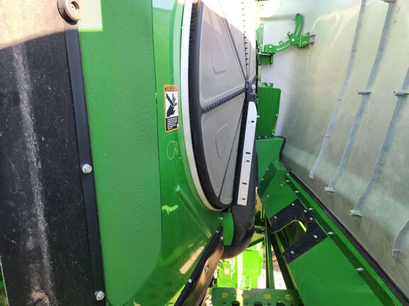 2024 John Deere S780 Combine