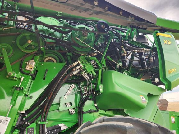 2024 John Deere X9 1100 Combine