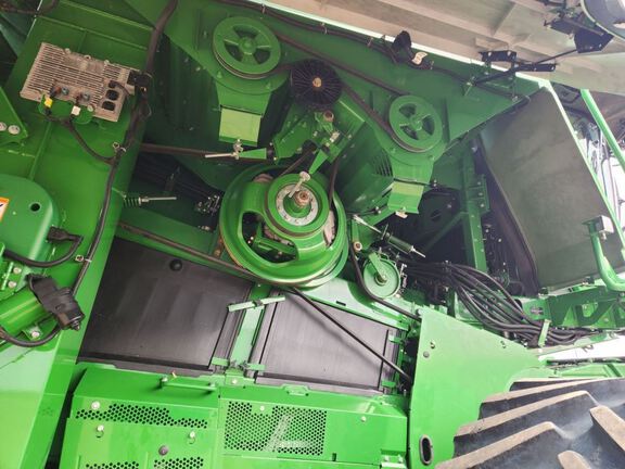 2024 John Deere X9 1100 Combine