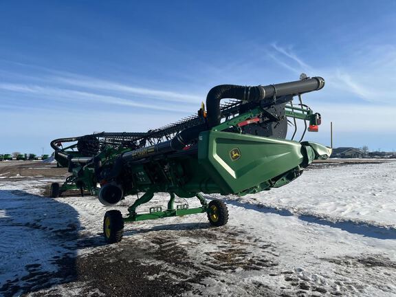 2022 John Deere HD45F Header Combine