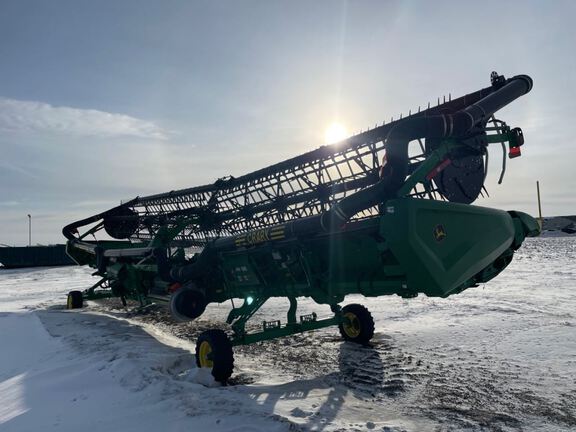 2022 John Deere HD45F Header Combine