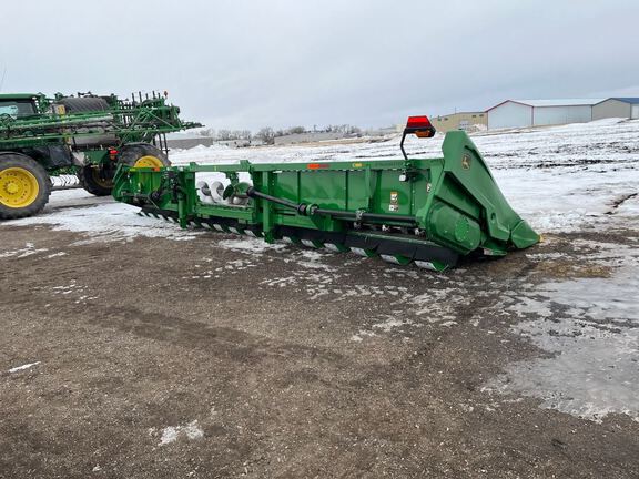 2021 John Deere C18R Header Corn Head