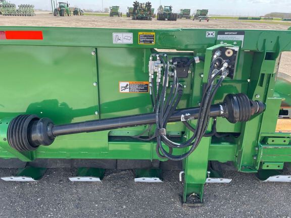 2021 John Deere C18R Header Corn Head