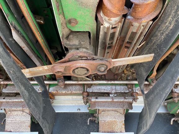 2021 John Deere C18R Header Corn Head