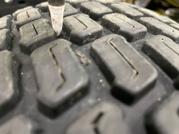 2019 John Deere X730 Garden Tractor