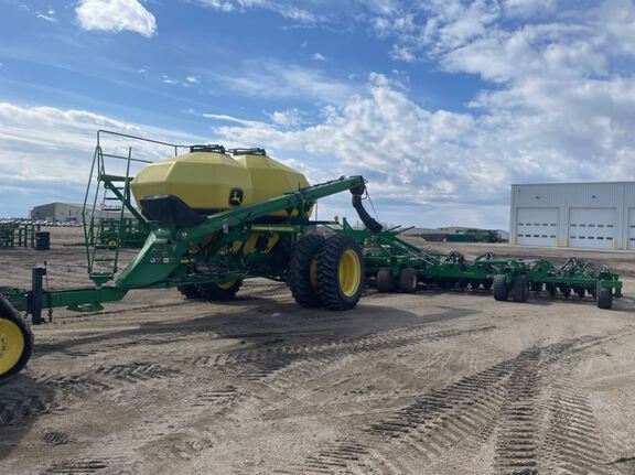 2012 John Deere 1890 Air Seeder