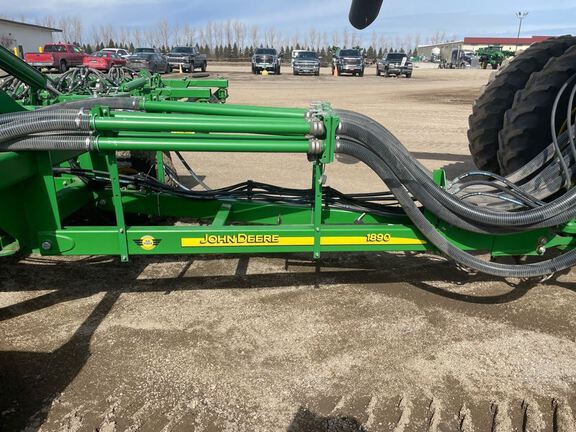 2012 John Deere 1890 Air Seeder