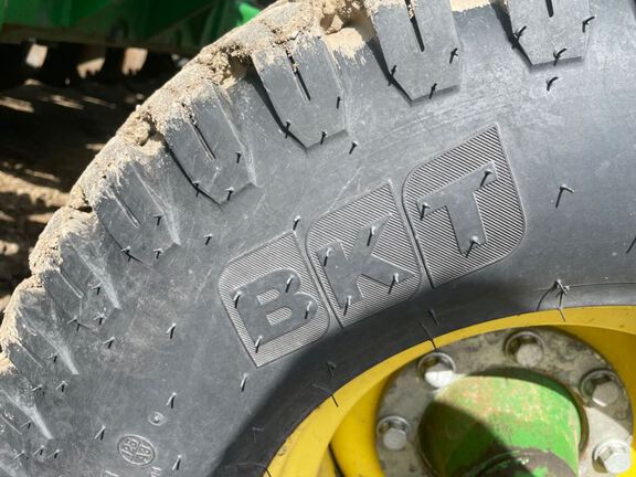 2012 John Deere 1890 Air Seeder