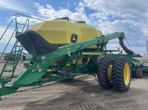 2012 John Deere 1890 Air Seeder