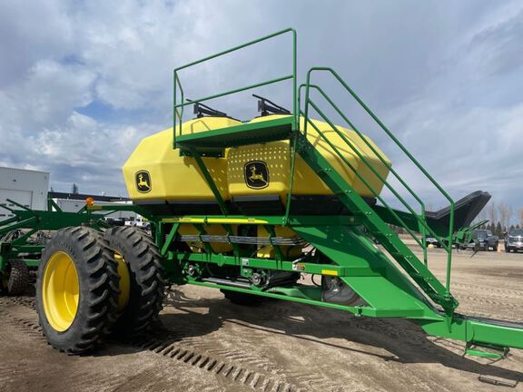 2012 John Deere 1890 Air Seeder