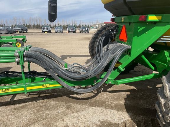 2012 John Deere 1890 Air Seeder