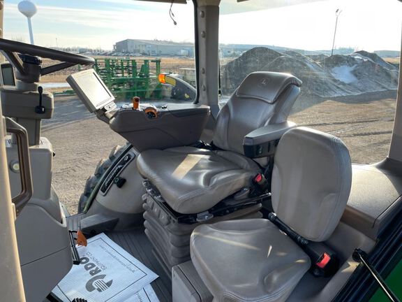 2015 John Deere 8345R Tractor