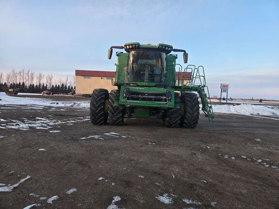 2023 John Deere X9 1000 Combine