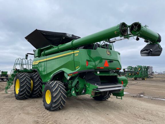 2023 John Deere X9 1000 Combine
