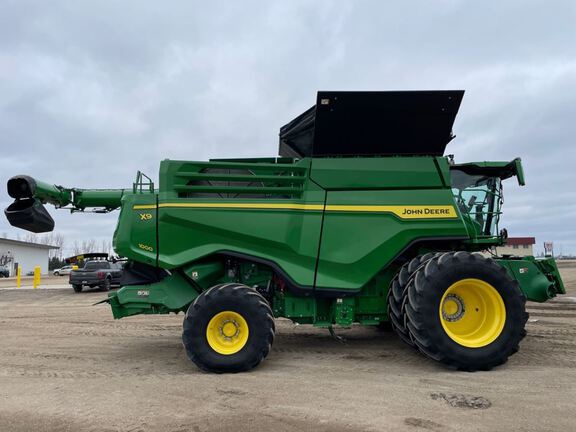 2023 John Deere X9 1000 Combine